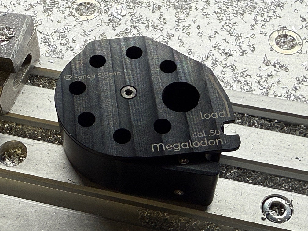 100% Metall Magazin Megalodon cal.50 8-pos